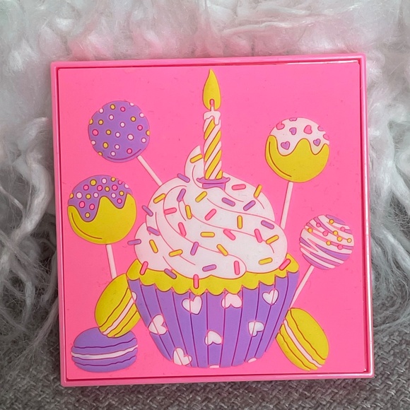 I Heart Revolution Bath & Body Works Birthday Set - Picture 2 of 10